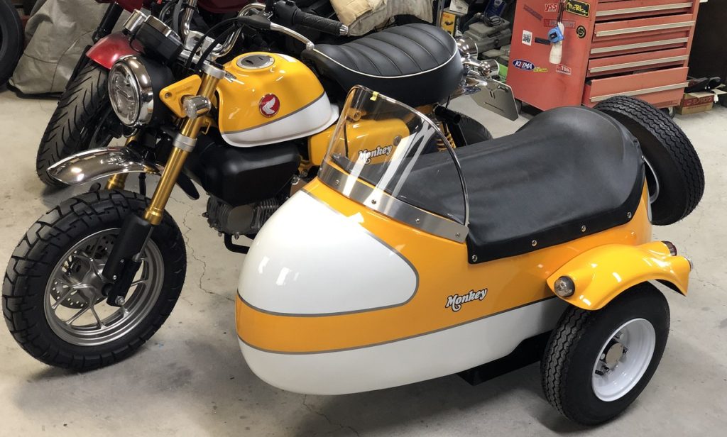 Honda Monkey with sidecar