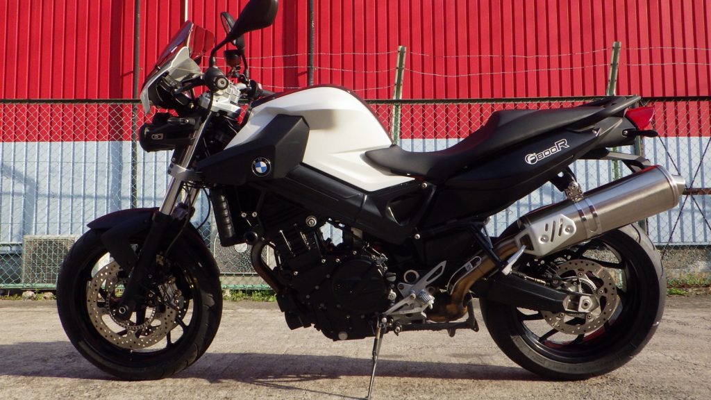 Pleins feux sur la moto : BMW F800R