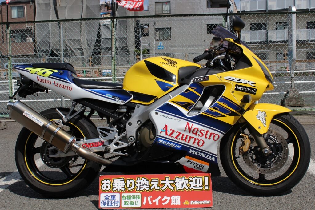 Spotlight Motorbikes: HONDA CBR600F4I