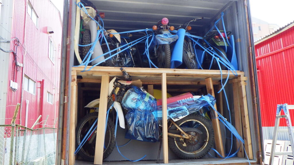 Shipping Example: 20ft Container, 27 Motorcycles